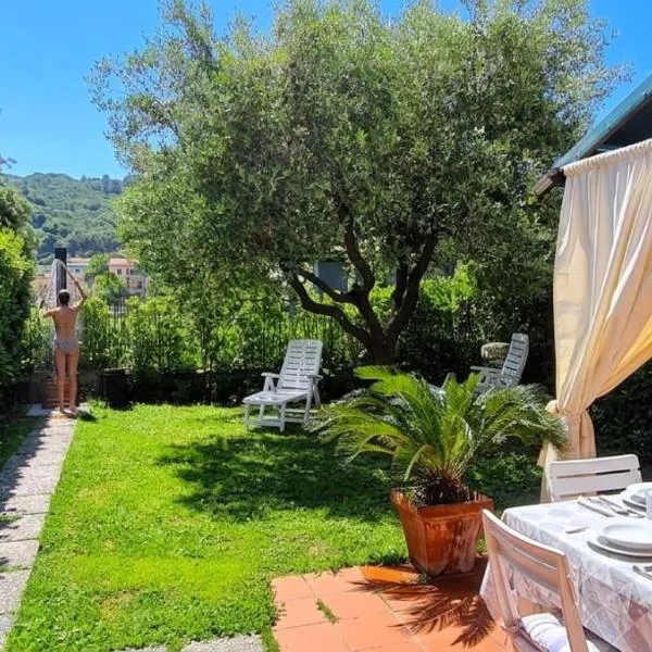 Casa Giardino, hotel em Marina di Campo