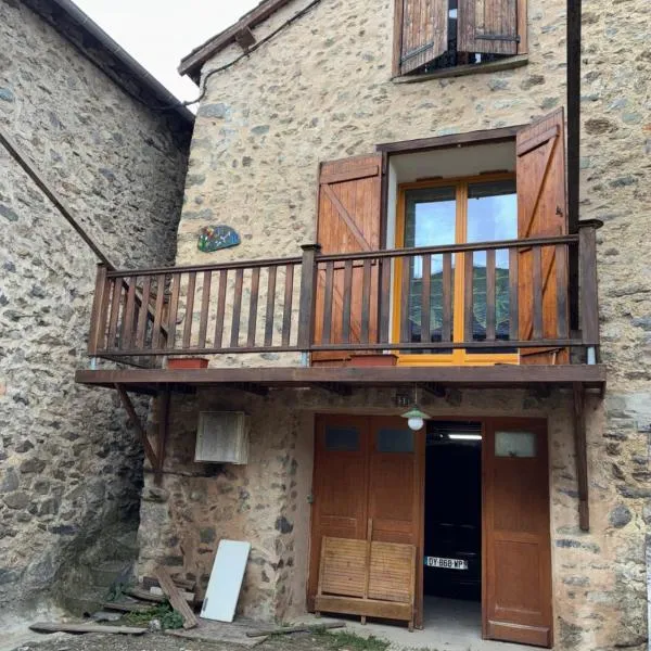 La grange un refuge, Hotel in Mijanès
