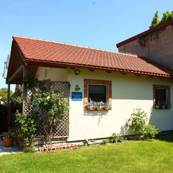Bungalow w Ogrodzie Łeba - Jaskier, hotel a Łeba
