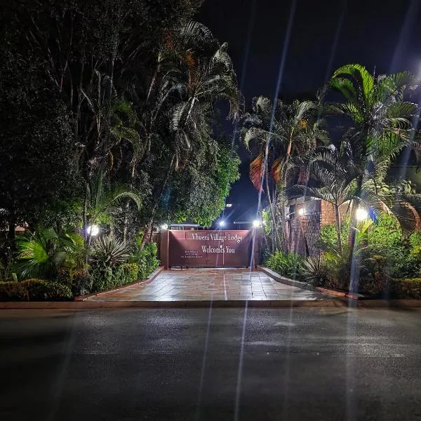 Vhueni Village Lodge & Conference Centre, hotel in Thohoyandou