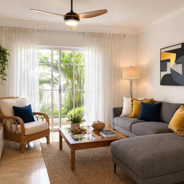 Punta Cana, Apto 2BR para 6 con Piscina y WiFi cerca de la playa, khách sạn ở Punta Cana