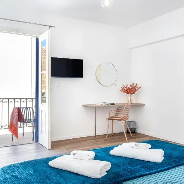 Twelve 12 Islands, hotel din Symi