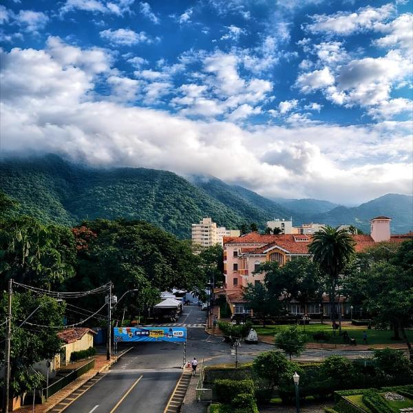 Apartamento 312 Pé na Praça 1 Vaga Garagem 4 Hóspedes
