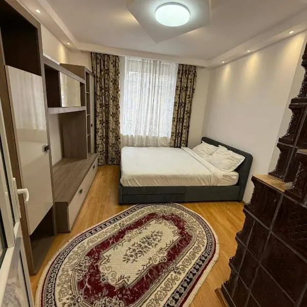 Kaira place, מלון בLupeni