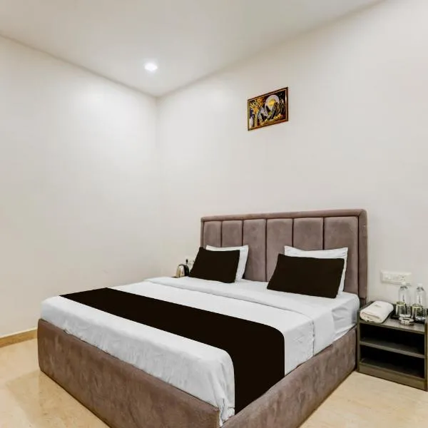 Townhouse Hotel City Avenue، فندق في جانسى