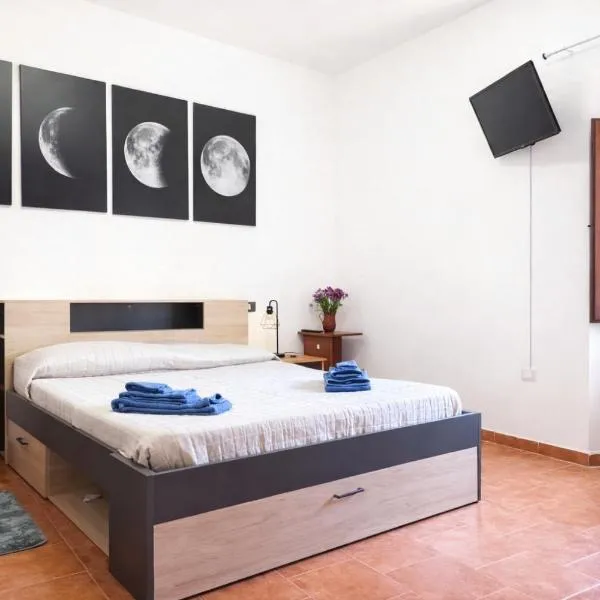 Domus - Home & Kitchen - Appartamento Luna Sardara, hotel en Sardara