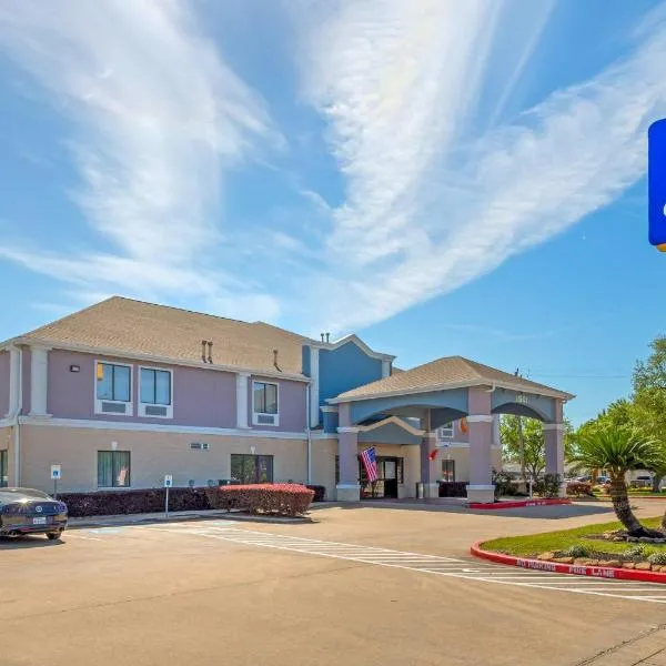 Comfort Suites Deer Park Pasadena, hotel u gradu Dir Park