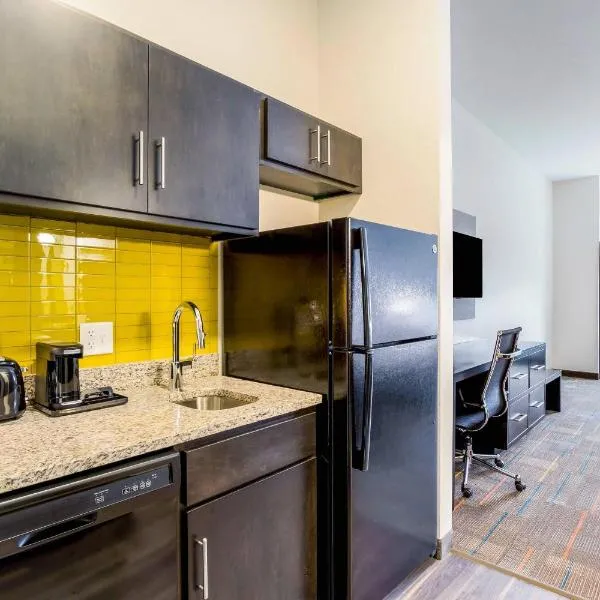 MainStay Suites Winfield-Teays Valley, hotel in Hurricane