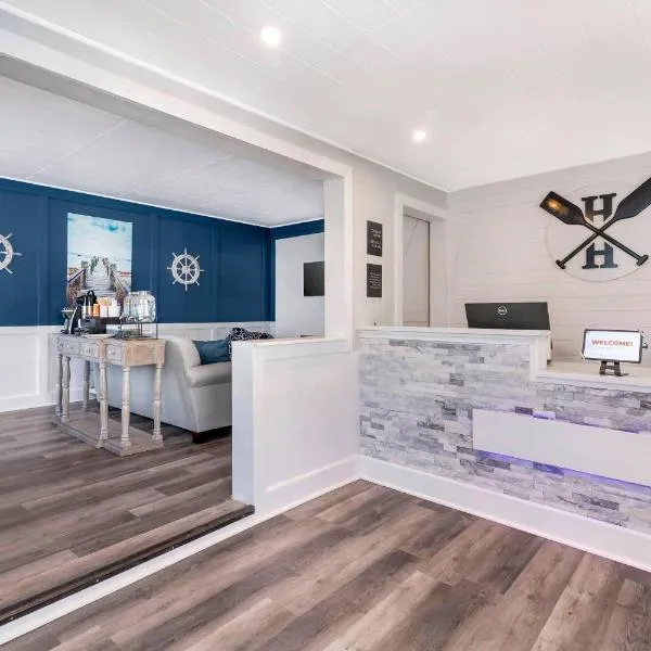 Heritage House Inn on Cape Cod, an Ascend Collection Hotel, viešbutis mieste Hajanisas