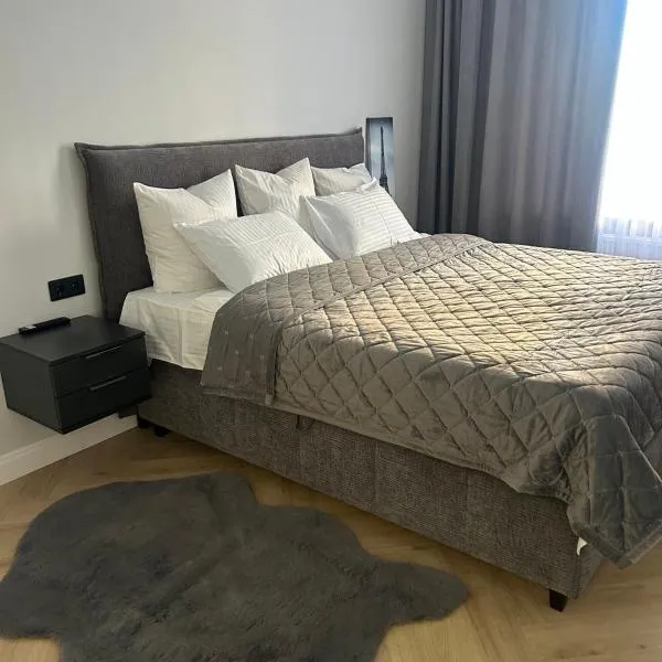 Квартира подобово класу "ЛЮКС", hotel i Khmelnytskyj