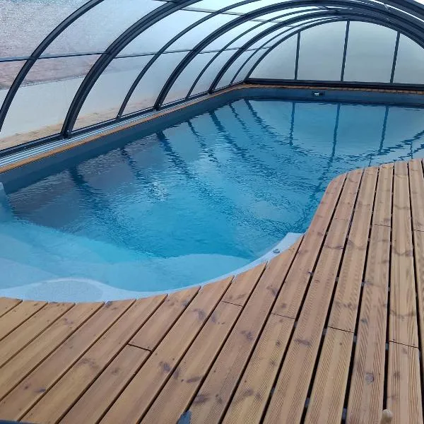 Viesnīca R & C - Room & Calm pilsētā Šalāna