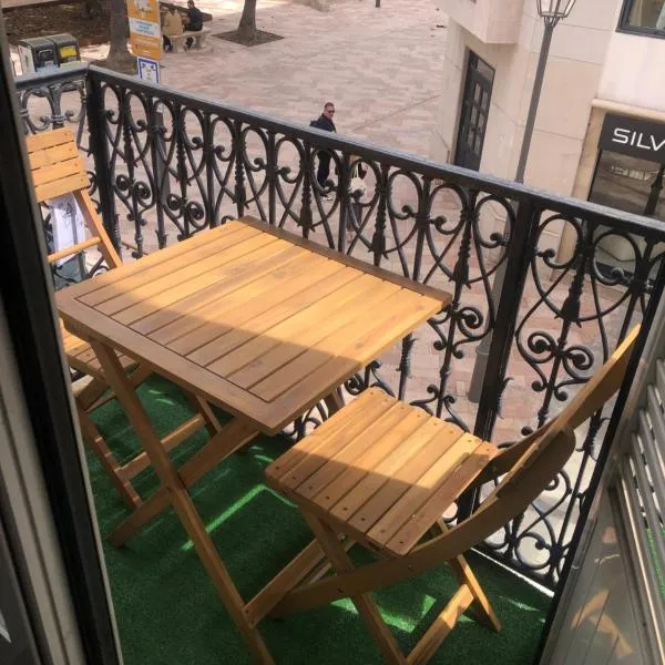 Centre cannes place Lamy 2 P, hotel v Cannes
