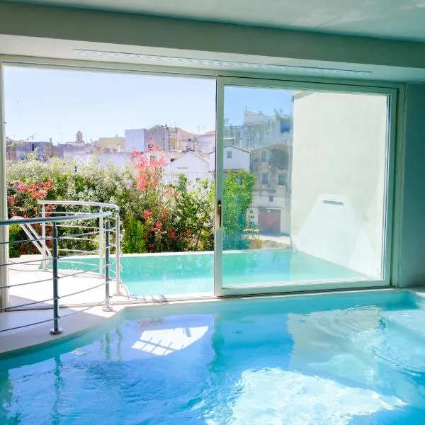 La Carrera, hotel i Bernalda