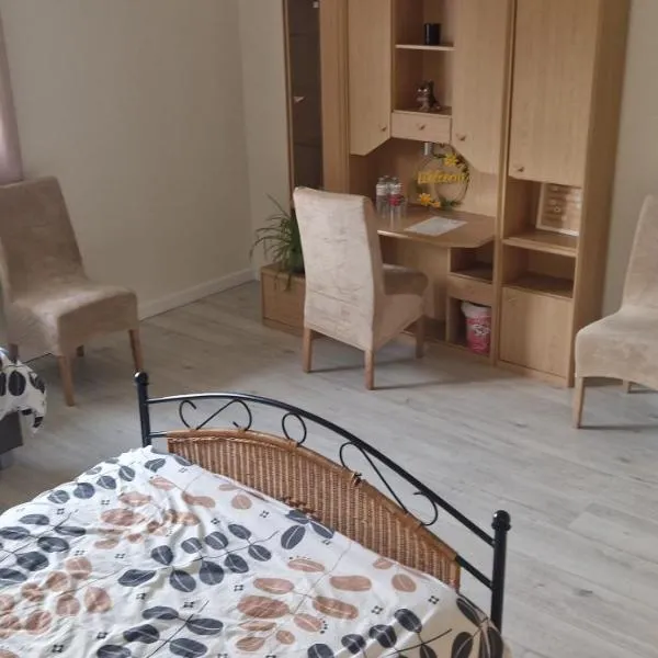 Basecamp18, hotel v destinaci Lommel