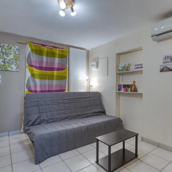 La Colline des Pins – hotel w mieście Aniane