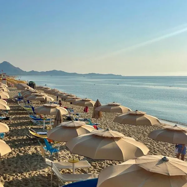 Libeccio 2 Camere Spiaggia Privata Costa Rei, хотел в Коста Рей