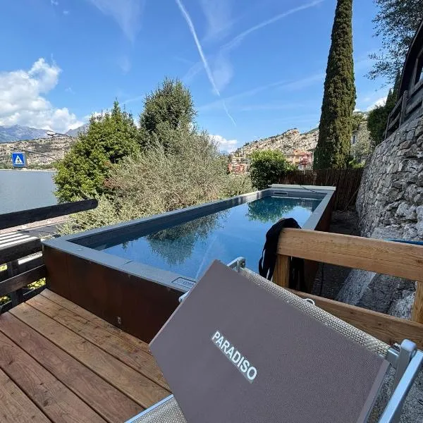 Hotel Paradiso Conca d'Oro, hotel v Torboli