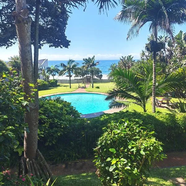 OceanFront- Whale Watch- On Beach- Stunning, hotel em Umdloti