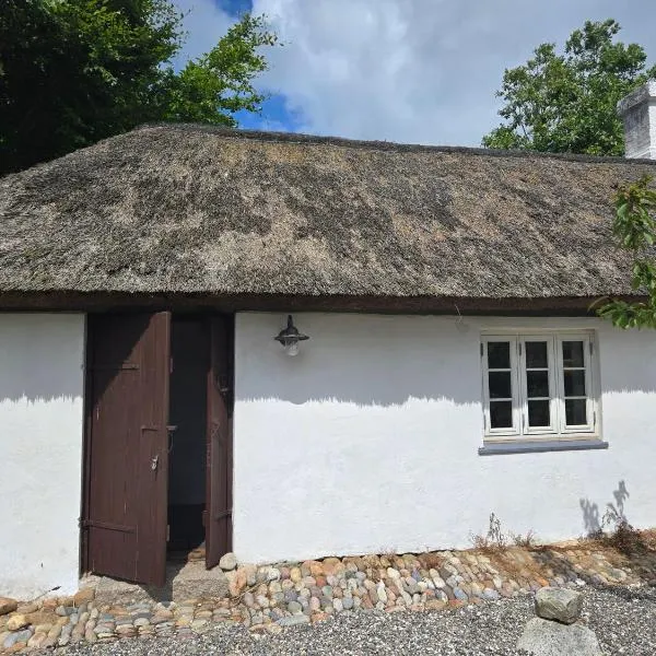 Hobbit House in Ydby, Thy, hotel en Tvolm