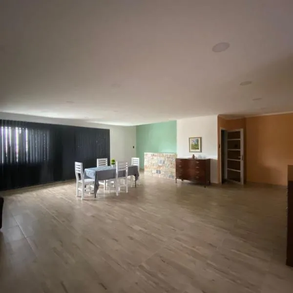 Departamento cómodo y totalmente equipado, ideal para familias, grupos o viajes laborales, hotel v destinaci Santa Fe