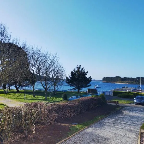 studio moderne les pieds dans l'eau, viešbutis mieste Larmor-Baden
