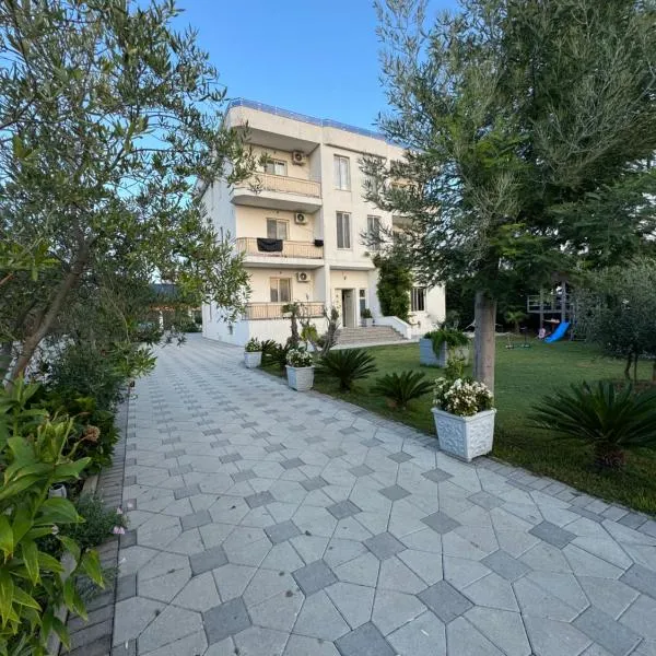 KuneVain Guest House, отель в Лежи