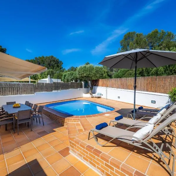 Ca Na Luisa-Residential Area, hotel a Palmanova