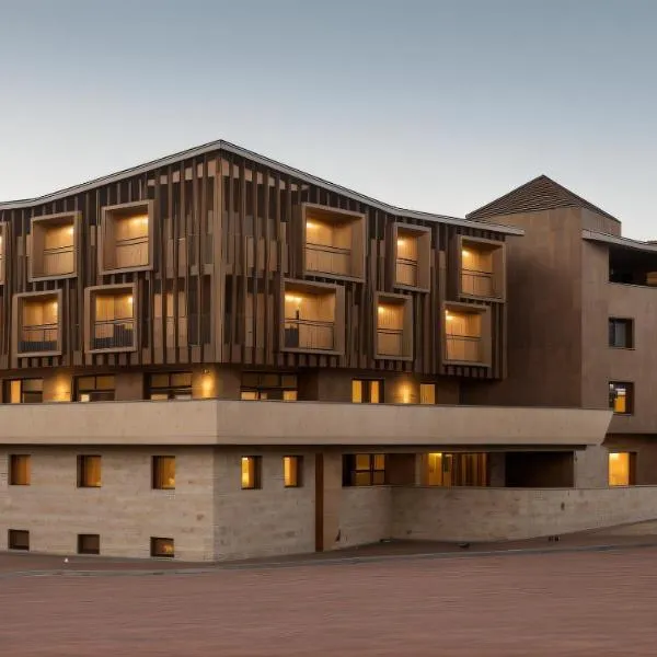 Aparthotel KRONPLATZ Luxury House, hotelli kohteessa Valdaora