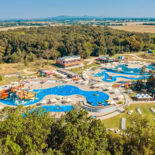 Aquasolis Spa Hotel, ξενοδοχείο σε Poľný Kesov
