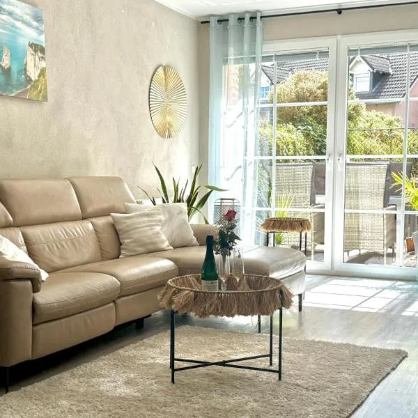 Eifel-Mosel Lounge ruhig & modern 149 qm für bis zu 6 Gäste nahe Cochem, хотел в Greimersburg