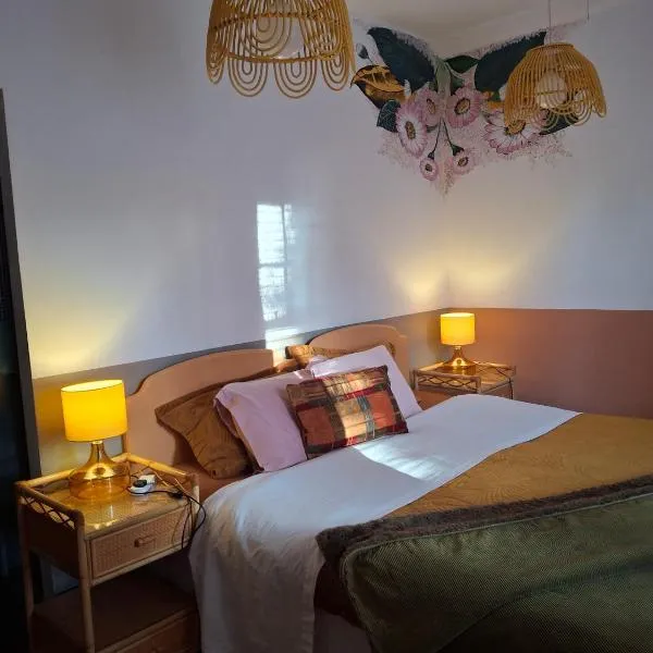 Jesmond B&B Kingsize Ensuite Room 2, hotel in Hull