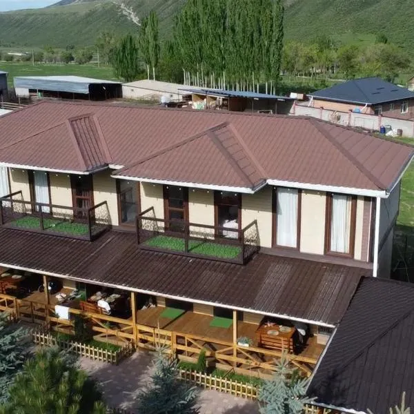 Tazabek guest house, hotel a Kegeti
