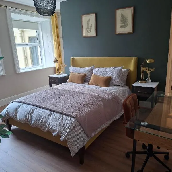 Two bed Seaside retreat, hotel i Dublin