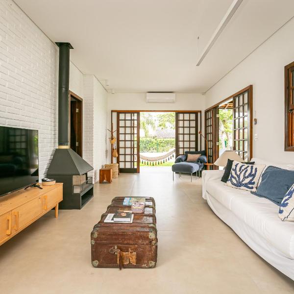 Charming beach house with pool, 3-min to beach - Foto 4
