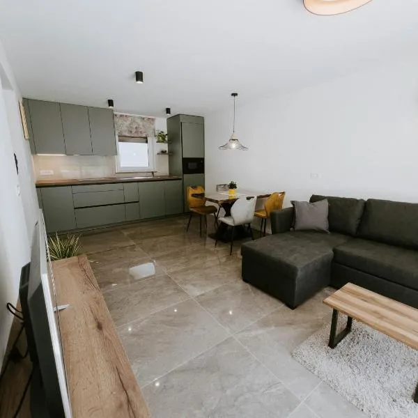 Apartma Zora, hotel en Kobarid