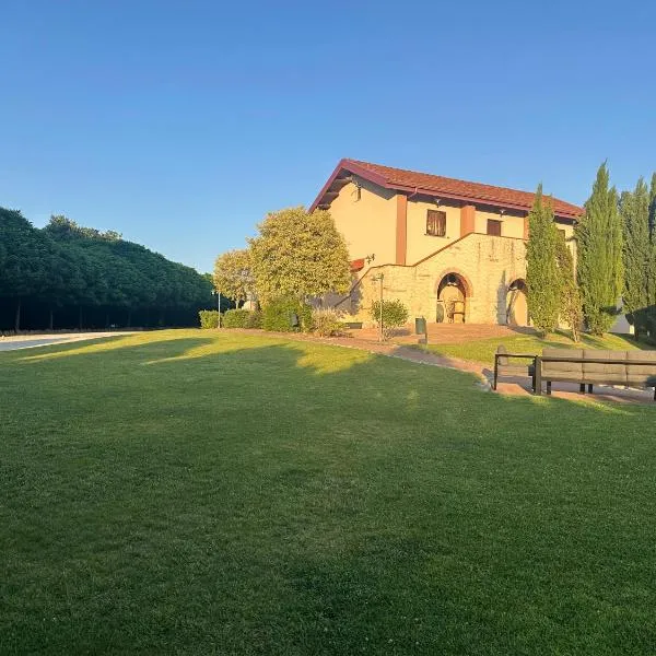 Agriturismo Montebeltrano, ξενοδοχείο σε Poleio