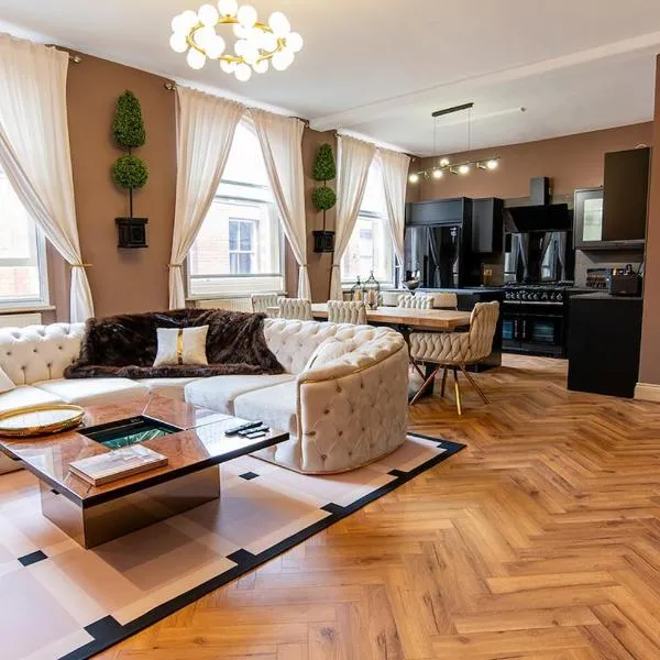 Luxury Designer Flat with Spa Bath & Cinema Wall, hotel Nottinghamben
