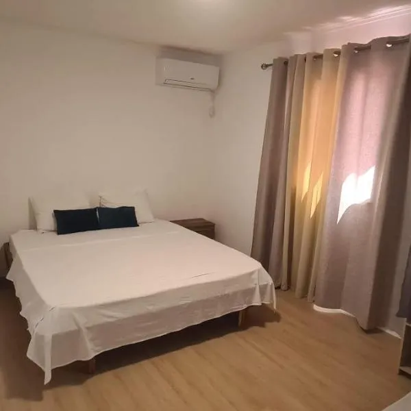 Paradies Caraibes IV, hotel i Les Abymes