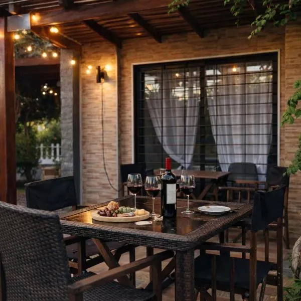 Casa completa con parrilla , cerca de la playa y Plaza de toros: Colonia del Sacramento şehrinde bir otel