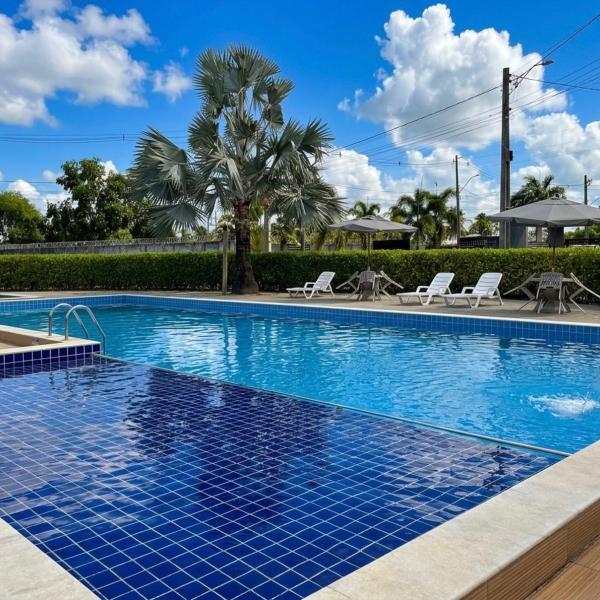 Casa com Piscina - Condomínio - Próx a Praia