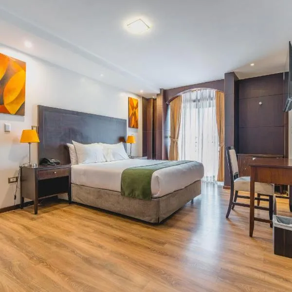 Zamorano Real Hotel, hotel i Loja