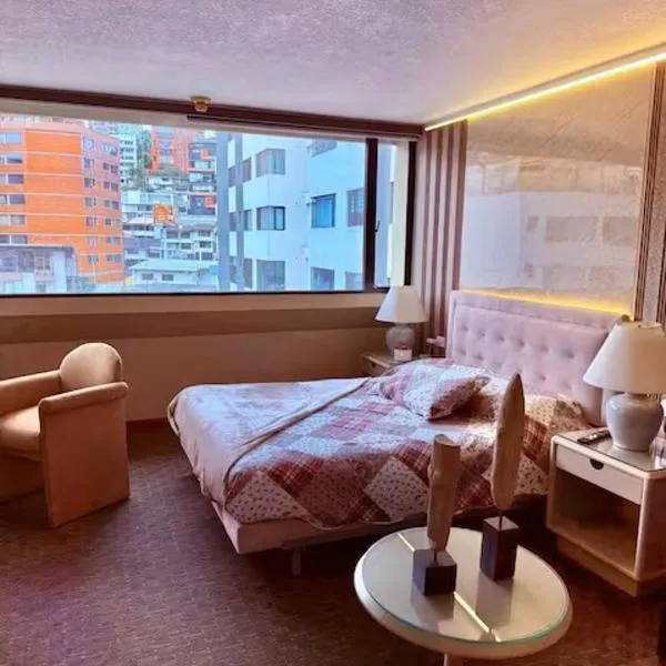 Suites Edificio Akros, hotel i Quito