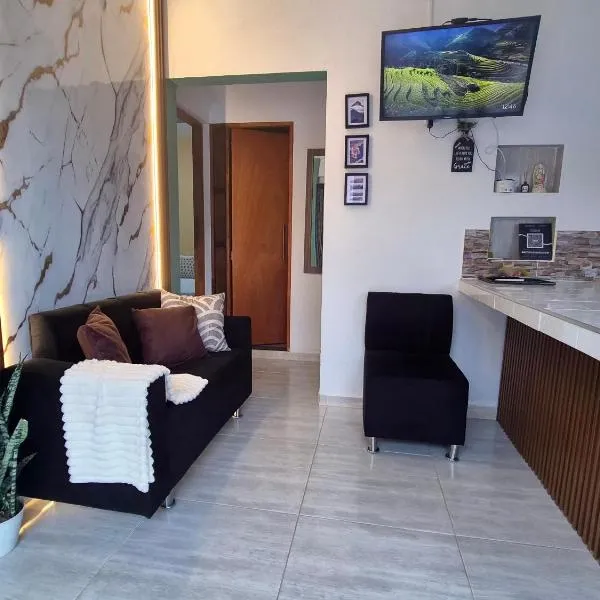 Casa Quetzal, 5 min del Parque, Balcón, Grupos, Hotel in Jardin