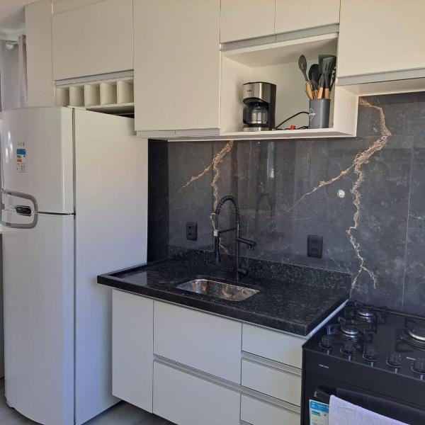Apartamento aconchegante com wifi e estacionamento - Foto 3
