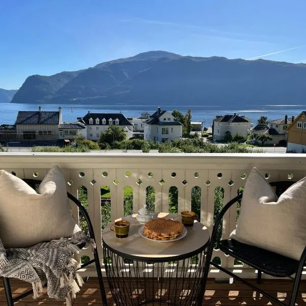 Sognefjord Bed & Waffle, hotel din Sogndal