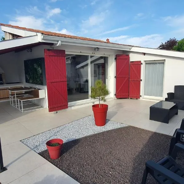 La Parent'aise – hotel w mieście Parentis-en-Born