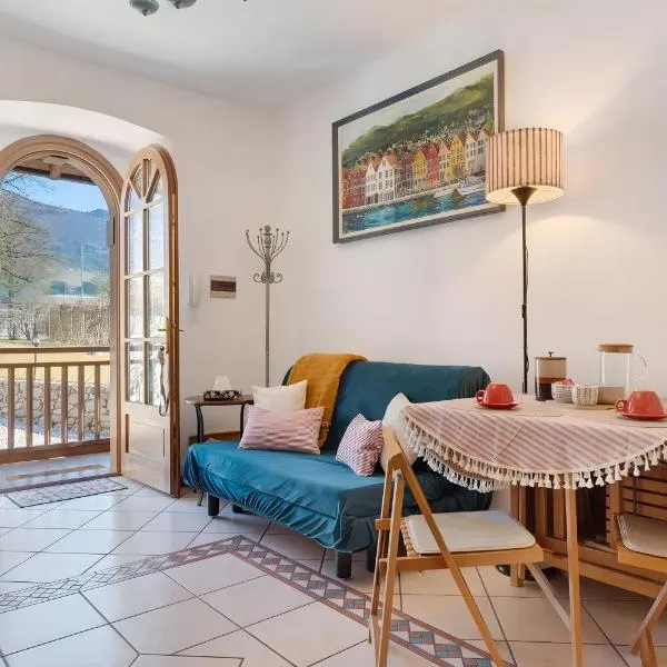 Casa vacanze Le More，Cares的飯店