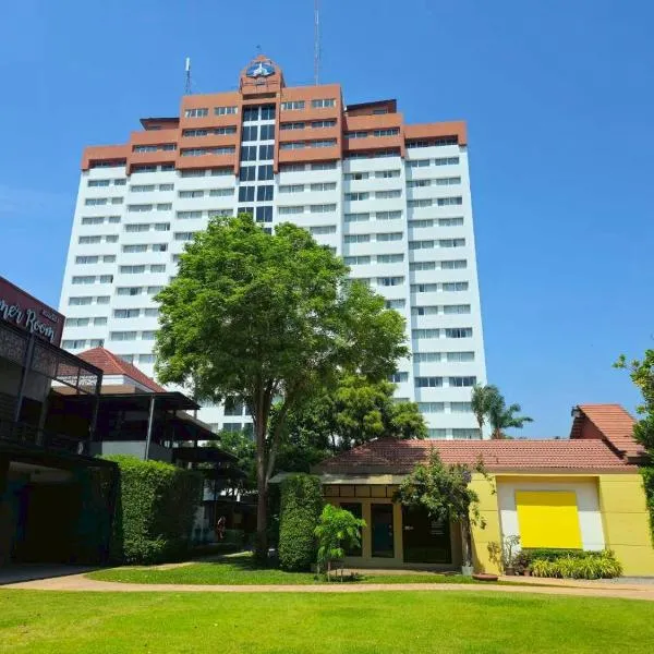 Hua Hin Grand Hotel and Plaza, hotel i Hua Hin