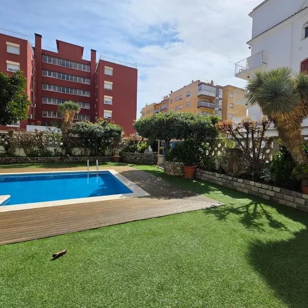 Apartamento en Mar Blau Calella, hotell i Calella