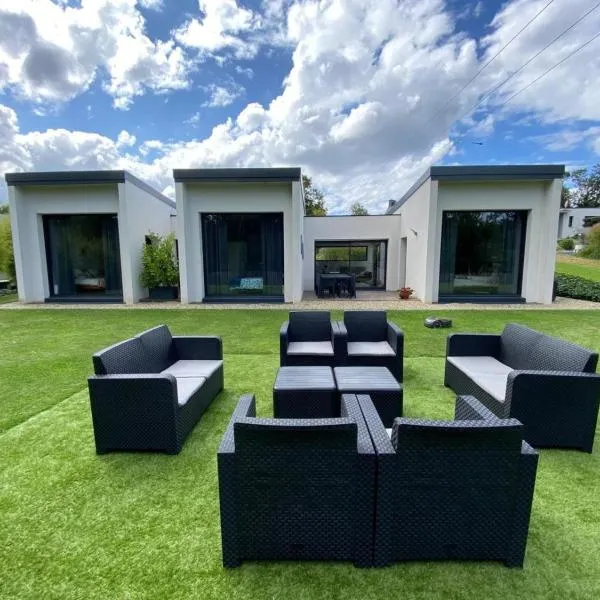 Sitelles Lodge Cube avec spa, hôtel à Concarneau